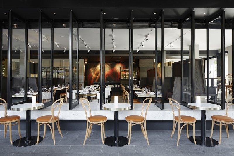 Hotel Realm Canberra餐厅