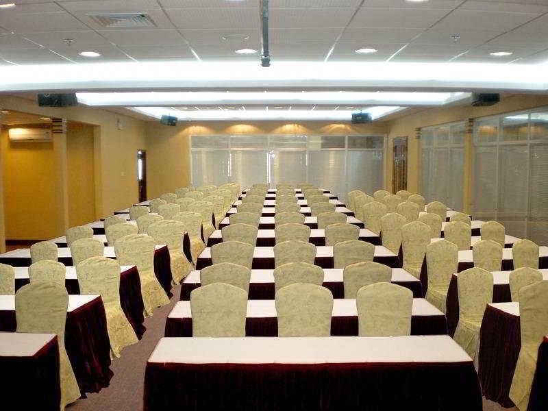 Langyi Business Hotel (Chigang Subway Station, Guangzhou Pazhou Exhibition Center)meeting room