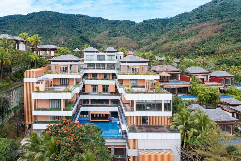 NaxiangMountain Yafeng Tropical Rainforest  Resort Hotel Over view