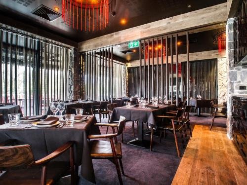 Hotel Realm Canberra餐厅