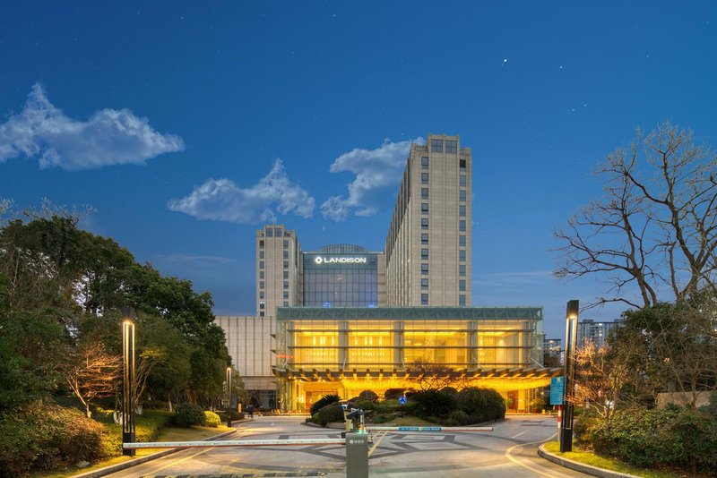 Landison Plaza Hotel Ningbo Over view