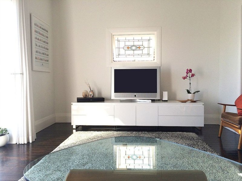 Stunning Harbour Views H325 Guest Room