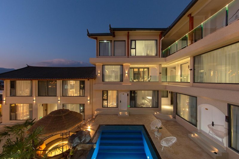 止舍·山野艺宿(雪山观景度假酒店)外景图