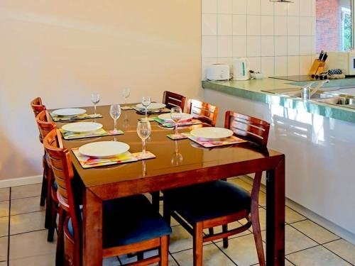 Cable Beachside Villas Restaurant