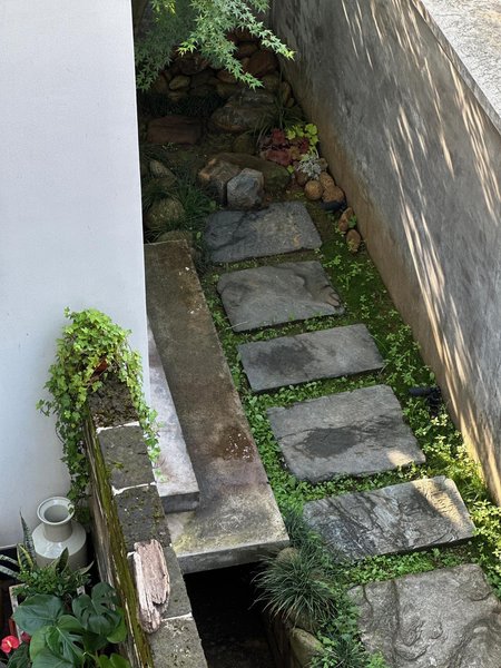 婺源物上民宿外景图