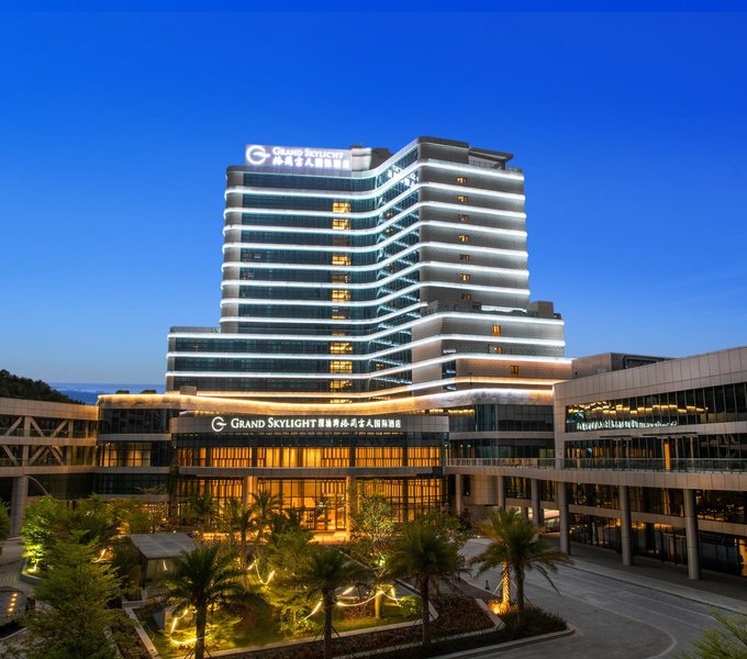 Grand Skylight International Hotel Shenshan Bay Over view