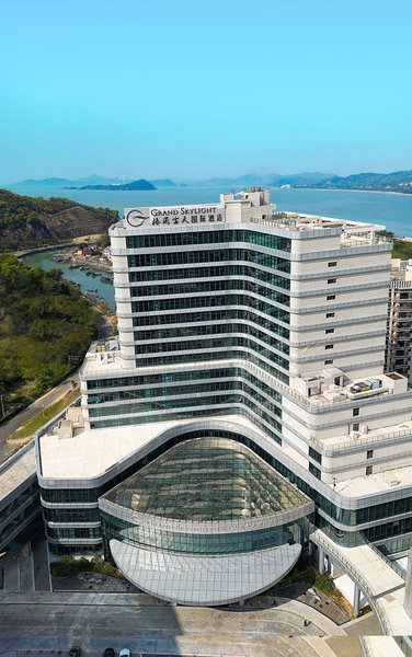 Grand Skylight International Hotel Shenshan Bay Over view