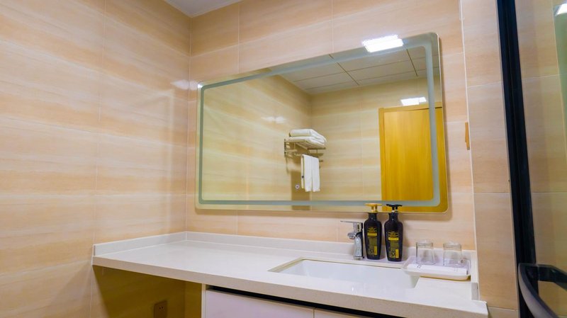 Naxianghai Blue Ocean Apartment Hotel (Rongcheng Intercontinental Holiday Plaza) Guest Room