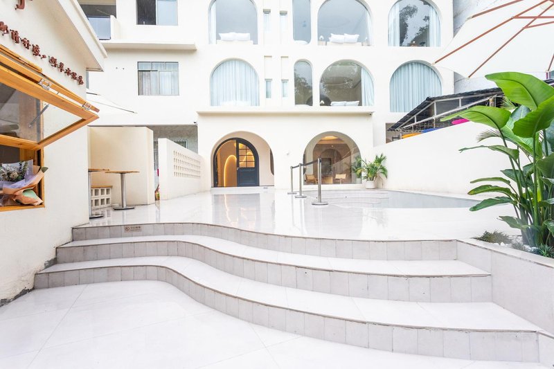 NATURE HOTELOver view