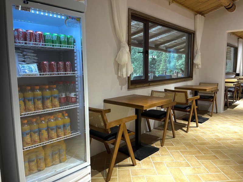 Joan Kushtai Meiman Holiday Homestay 休闲