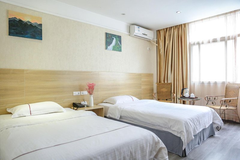 Longwan Holiday HotelGuest Room
