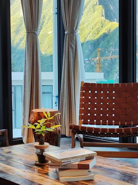 Kangding Zhuyu Bieyuan Homestay 休闲