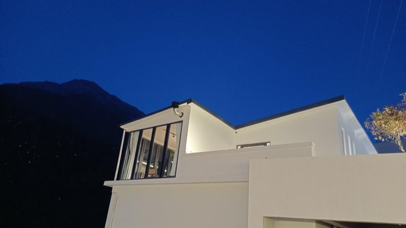 Kangding Zhuyu Bieyuan Homestay Over view