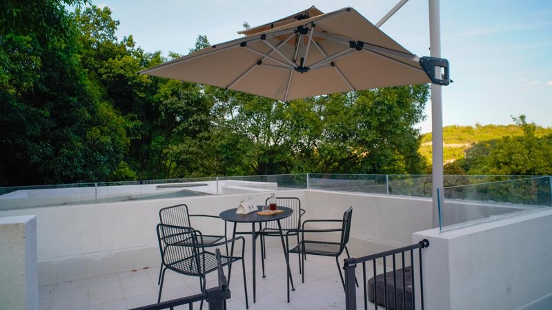 Yuanju Yuanchu Homestay Restaurant