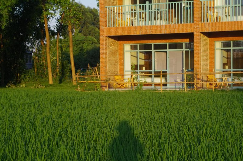 Guanghan Huayue Homestay Over view