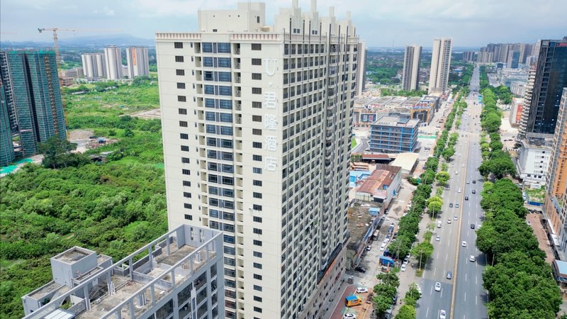 Qingyuan Junlong Hotel (Fortune Building) Over view