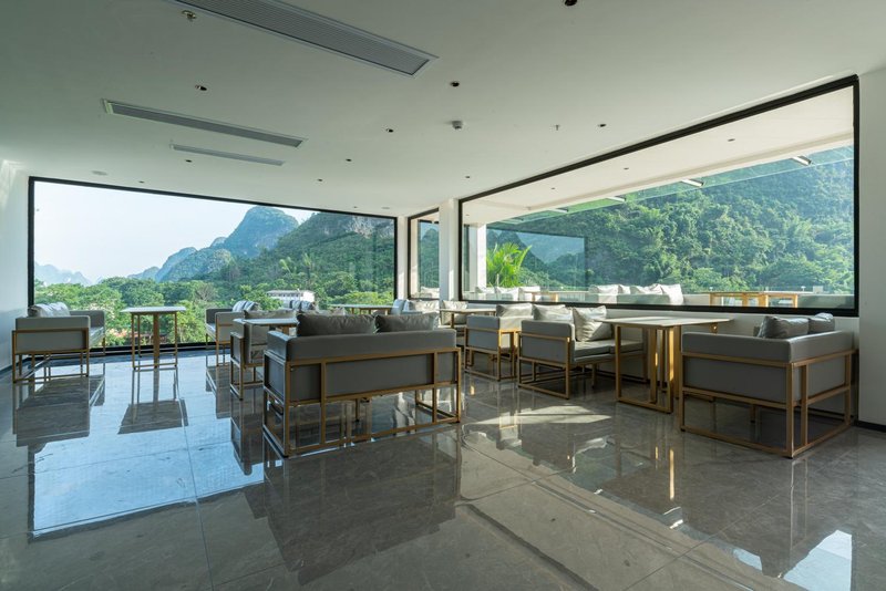 Yangshuo Yujing Yazhu (Yulonghe Branch)Restaurant