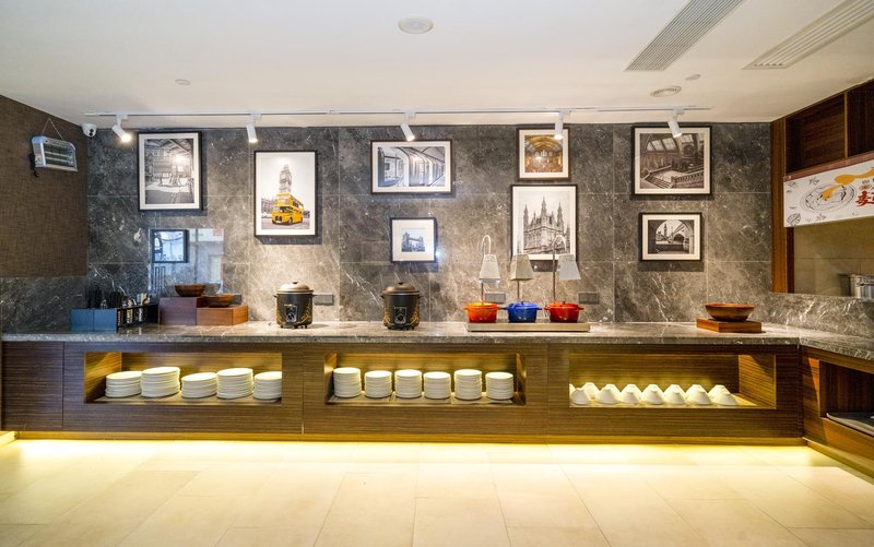 Home Inn (Quanzhou Wenling North Road Food Street)Restaurant