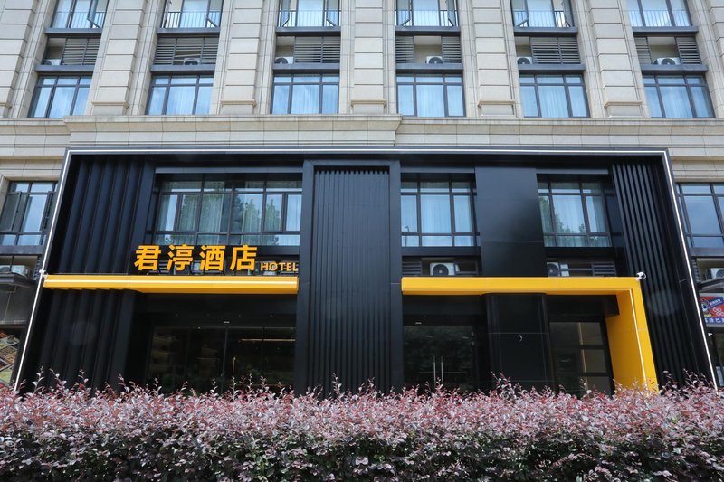 Grand Hotel Regency Over view