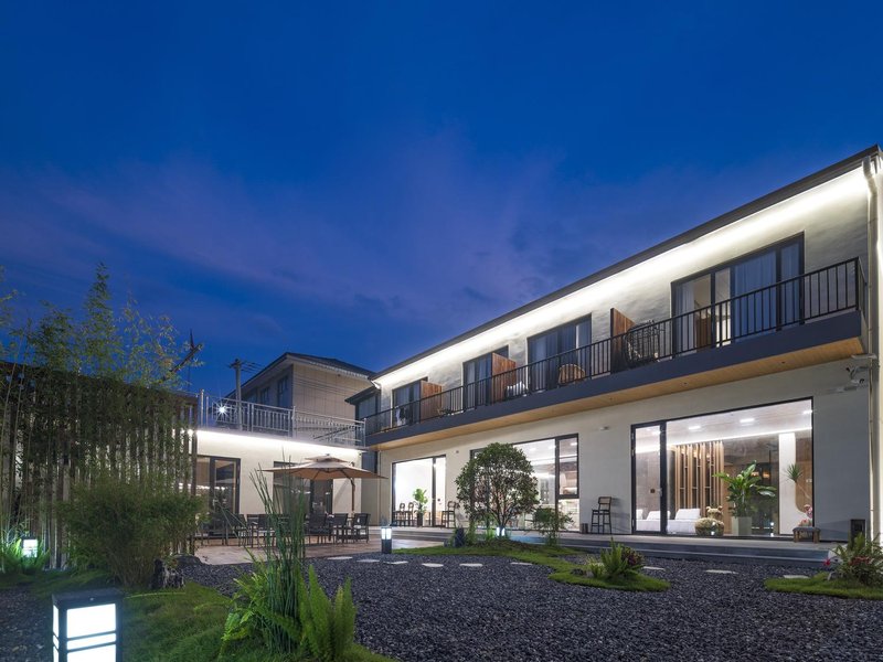 Yincaolu Qimengli Qixi Homestay (Yalu Drifting Branch) Over view