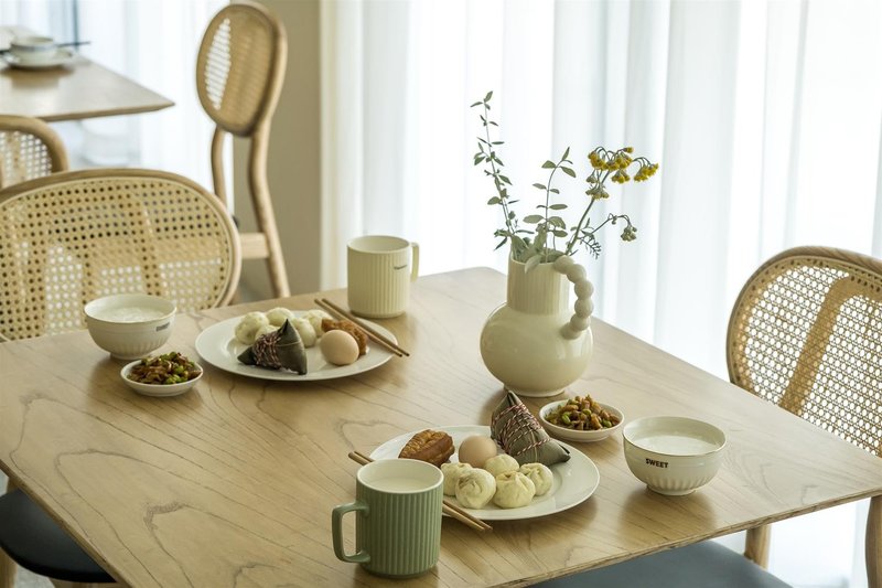 Anji Baobaoli Designer Country Viewing Pool Coffee Family Vacation Beauty Restaurant