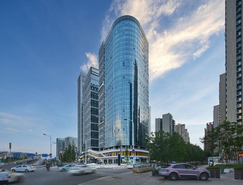 Jinjiang Metropolis Hotel (Dianchi Wanda Branch) over view