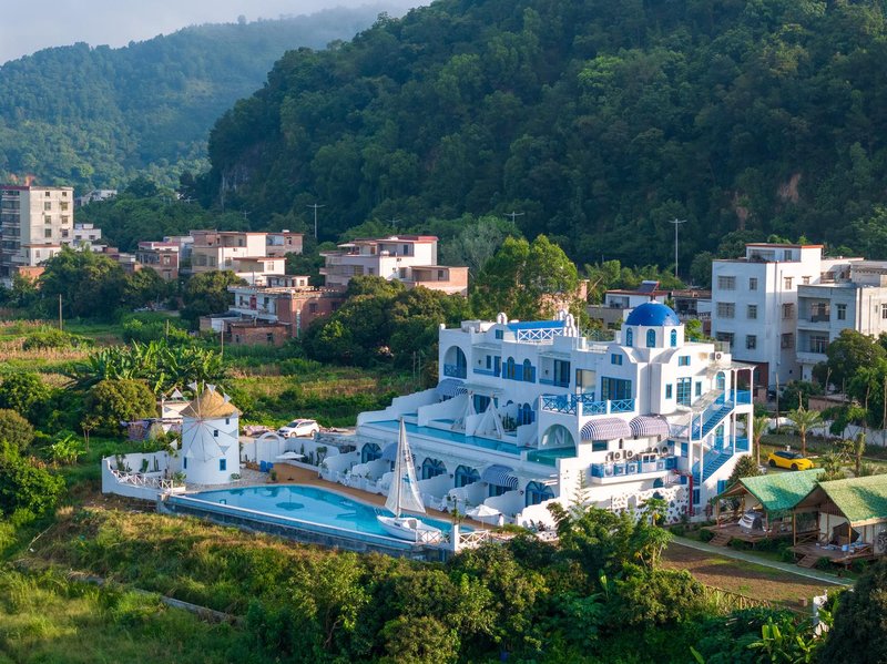 Zhaoqing Xijiang Lan'an Villa Over view