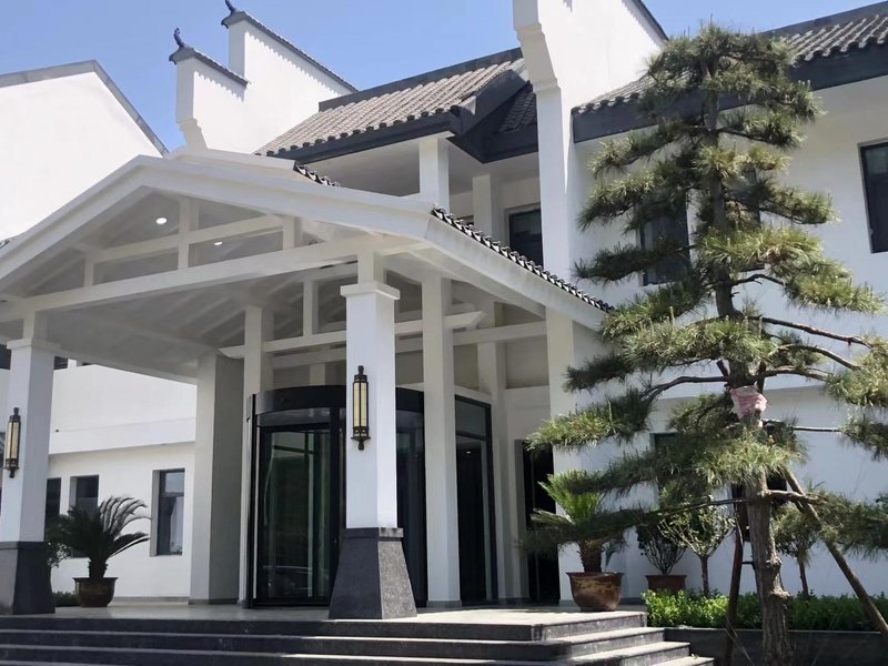 Holiday Inn Jiufeng RockOver view