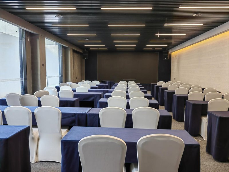 Jinan Harmony Plaza Provincial Hospital Qingju Hotel meeting room