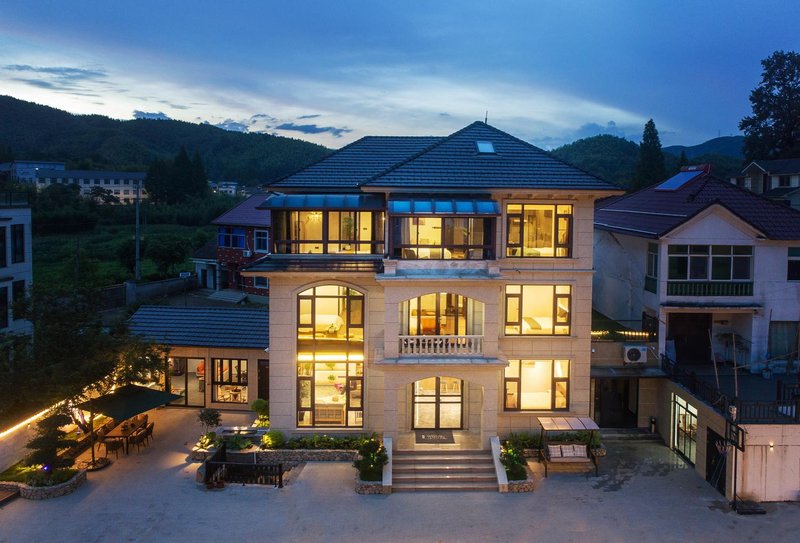 Yunshang Grassland Taoyuanqi Linxi Holiday Beauty Su Over view