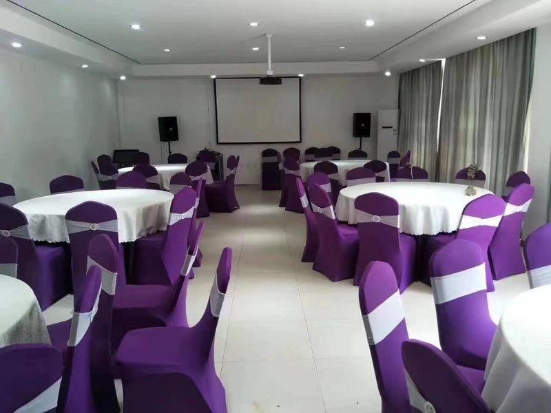 Jinyuewan Resort (Jinshitan)Restaurant