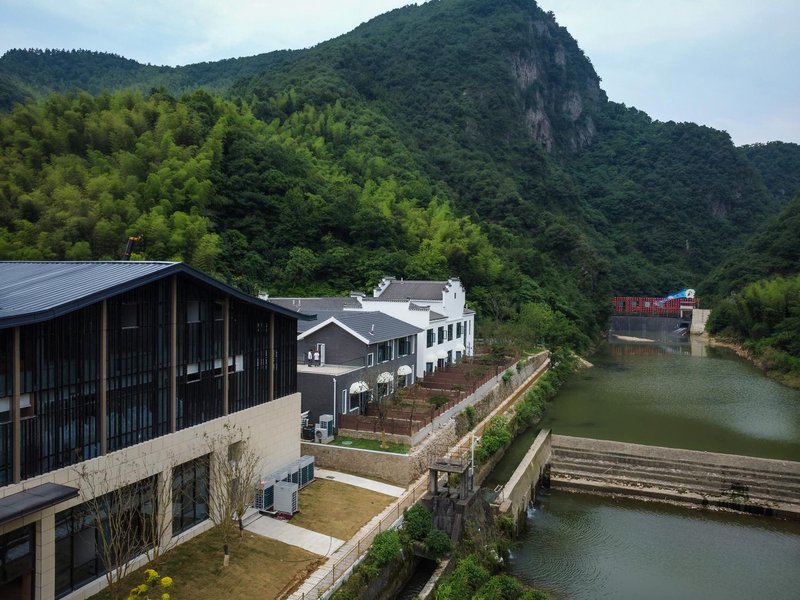 Huoshan Bailuyuan Villa VillaOver view