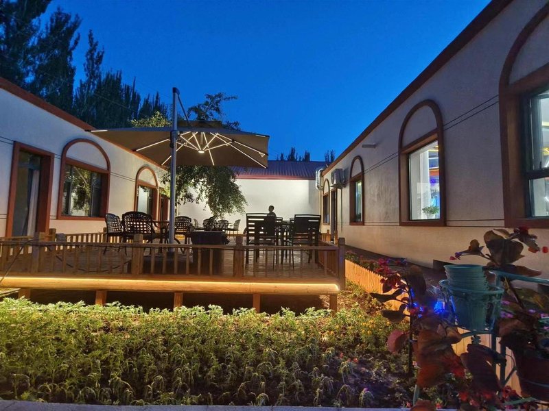 Yining Yishuiyuan Homestay休闲