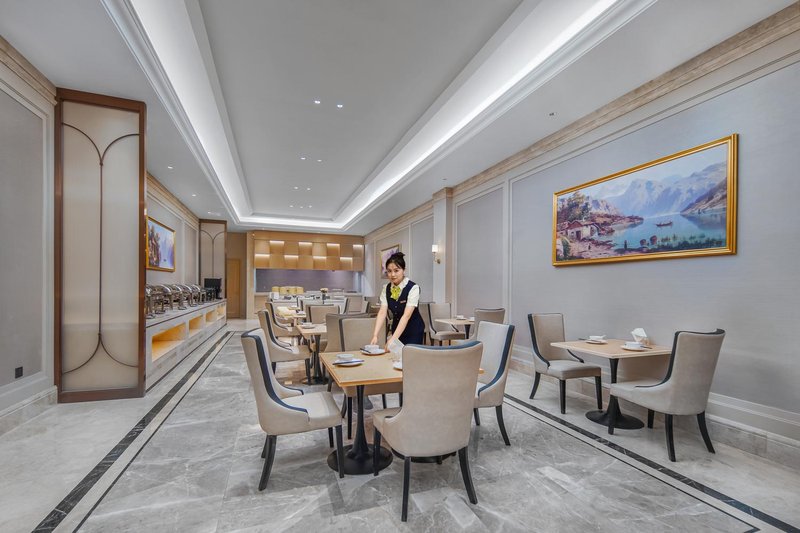 Vienna Hotel (Yuzhou Yuxin District Yu Square Branch) Restaurant