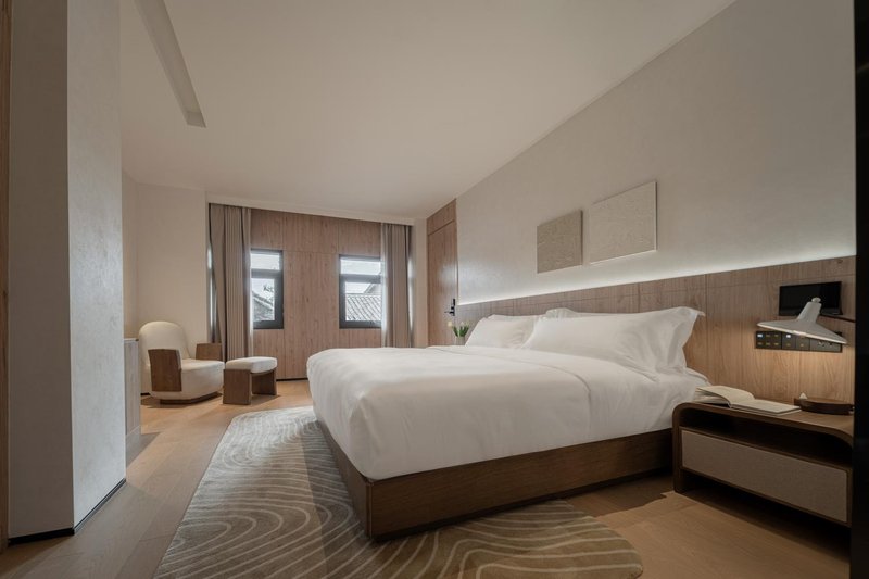 Xichang Solowandering Hotel Guest Room