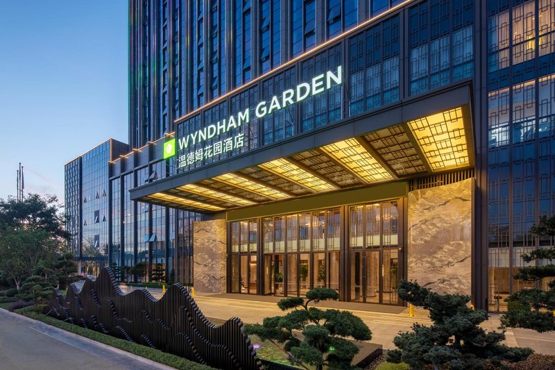 Wyndham Garden Hotel Chuxiong Haiyue Mandarin Over view