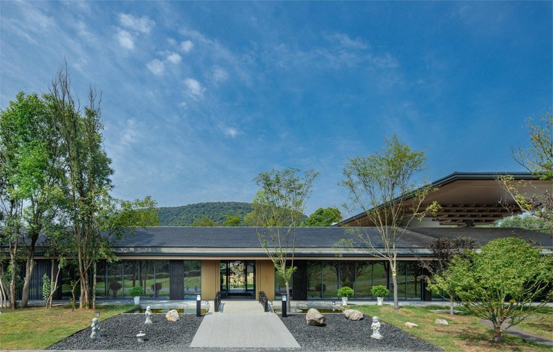 Yuquan Mountain One Mountain One Temple B&B Over view