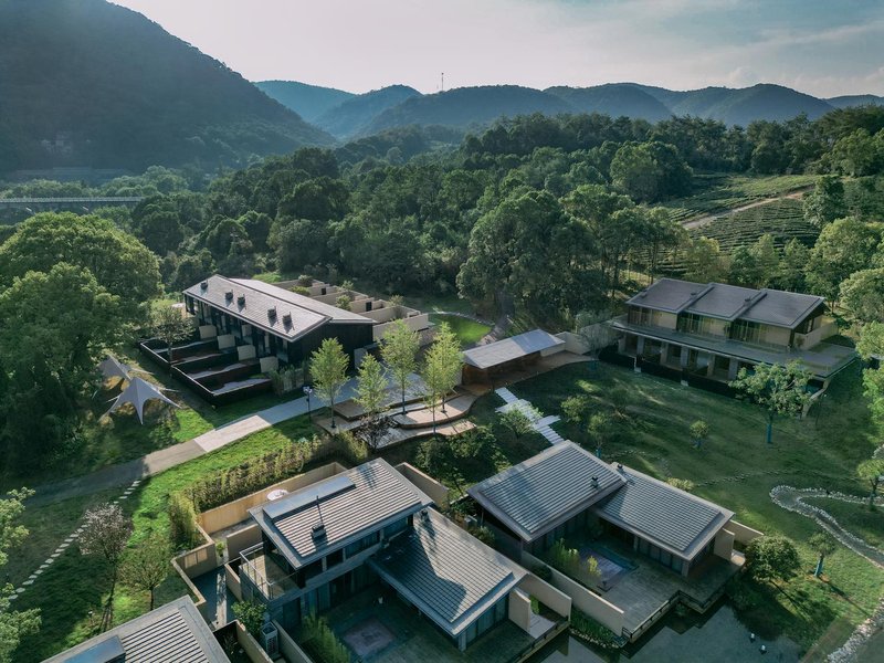 Yuquan Mountain One Mountain One Temple B&B Over view