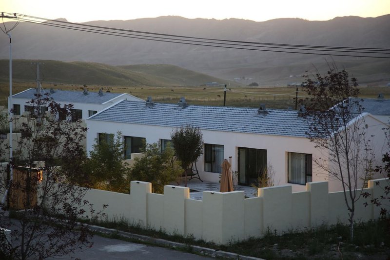 Yunling Guanshan Private Tang Holiday HomestayOver view