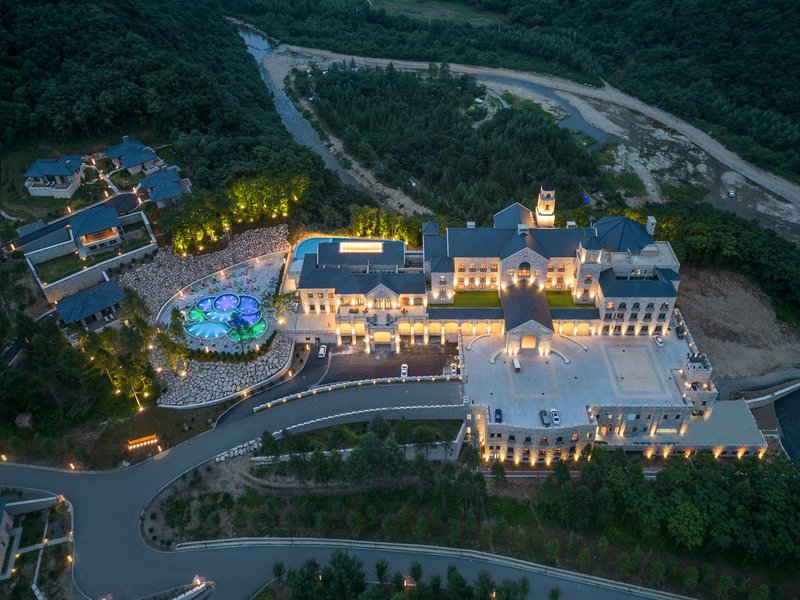 Xikang Wellness & Resort Benxi Over view