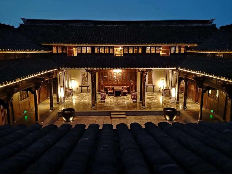 literary family literary atmosphere Over view