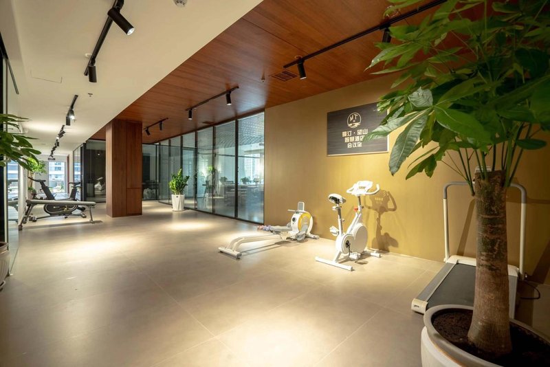 Manting Wangshan Smart Hotel (Kunming Jinchuan Road Subway Station Hi-tech Wuyue Plaza) 休闲