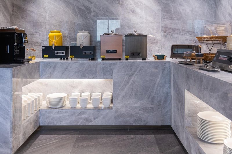 Heyi Hotel (Xuzhou Vanke Huaihai Xintiandi Branch) Restaurant