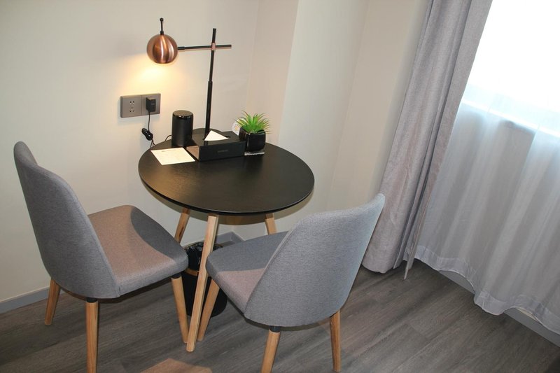 Home Inn (Korla Jiaotong West Road People's Square)Guest Room