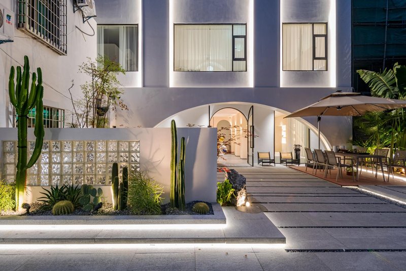 Xiamen Jiye Yishu Hotel (Xiamen North Railway Station Jimei Avenue Subway Station)Over view