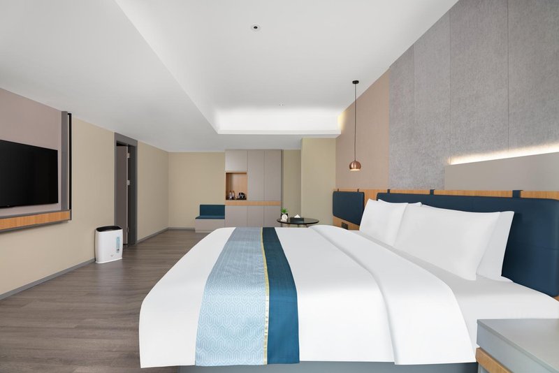 Home Inn (Korla Jiaotong West Road People's Square)Guest Room