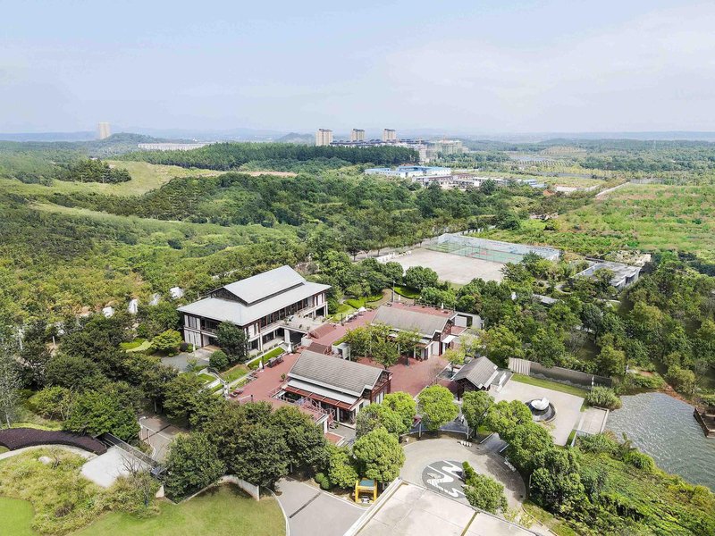 Gongqing City GINLAN JIA Hotel Over view