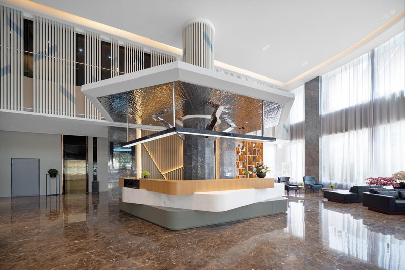 Home Inn (Korla Jiaotong West Road People's Square)Hotel public area