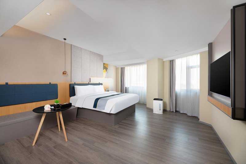 Home Inn (Korla Jiaotong West Road People's Square)Guest Room