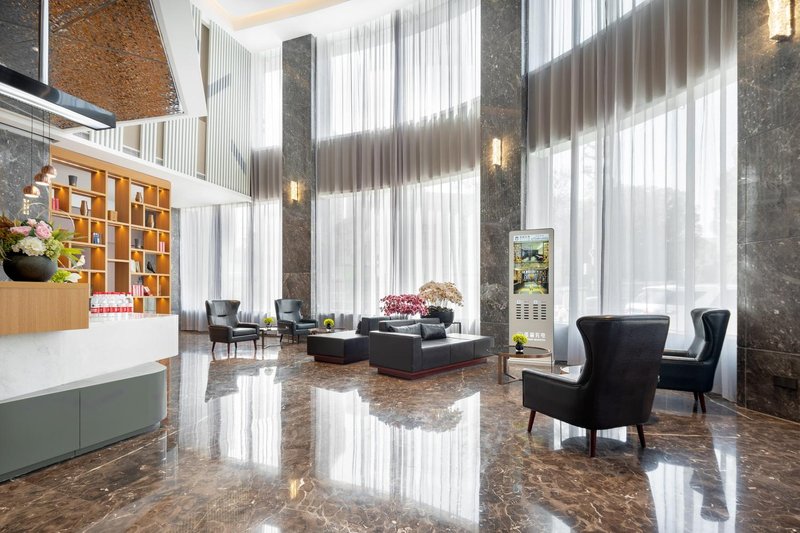 Home Inn (Korla Jiaotong West Road People's Square)Lobby